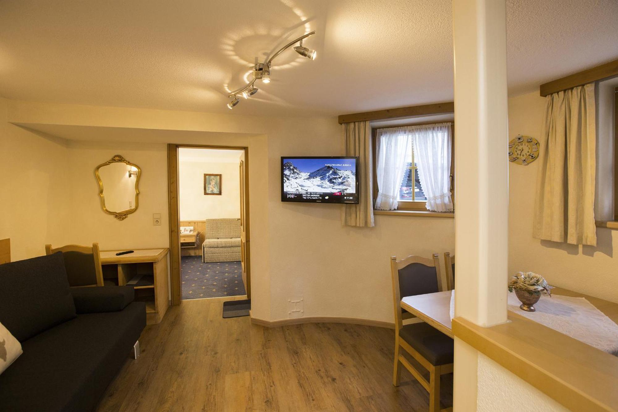 Hotel Tanzer Ischgl Quarto foto